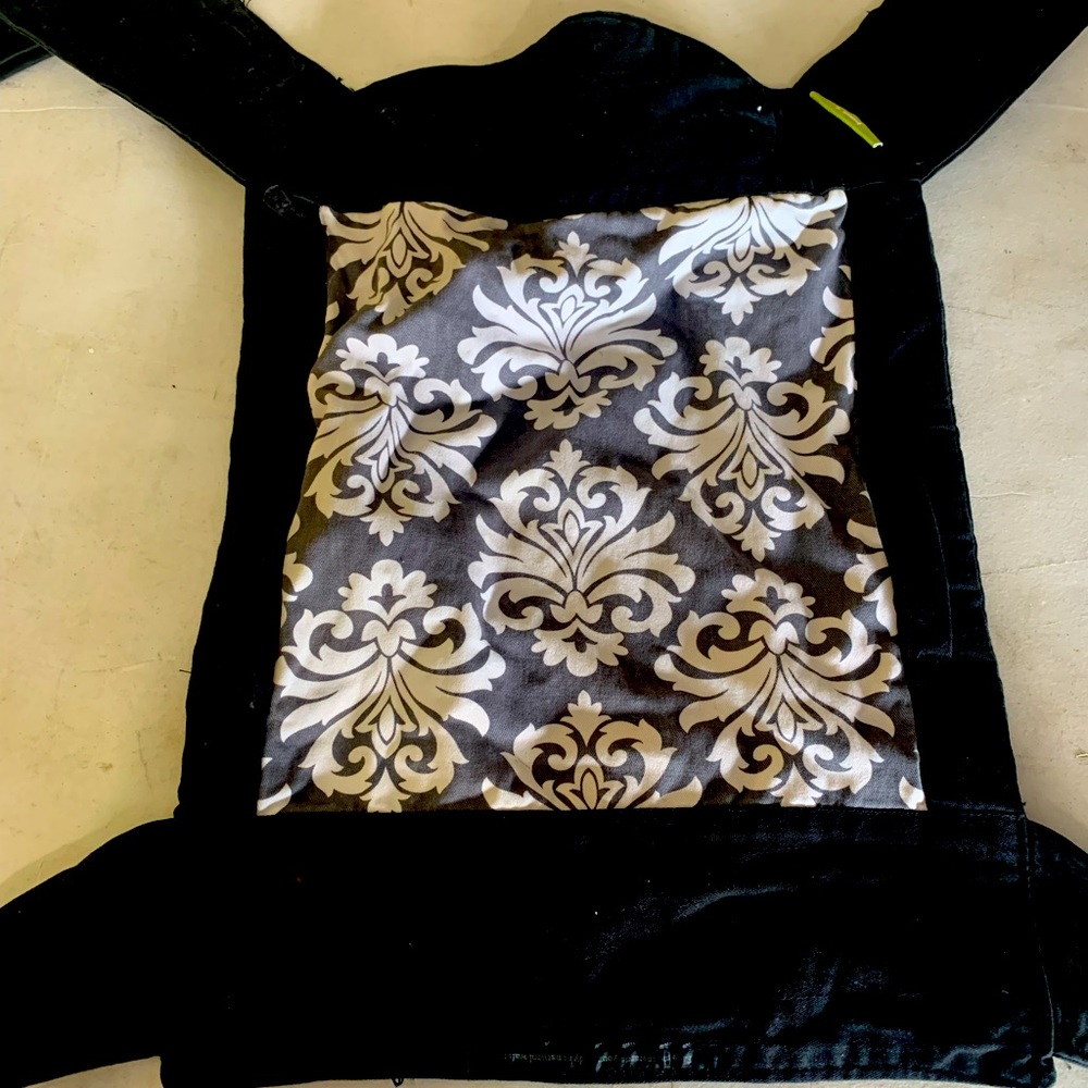 Infantino Mei Tai Sash Wrap Carrier